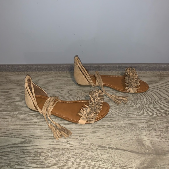 Lace up sandals - Picture 3 of 6